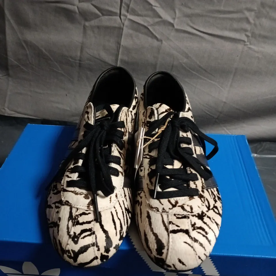 BOXED PAIR OF ADIDAS TOKYO W ZEBRA PRINT WOMEN'S TRAINERS - UK SIZE 6.5
