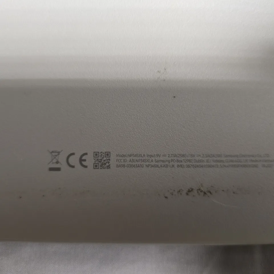 SAMSUNG NP345XLA LAPTOP – SILVER