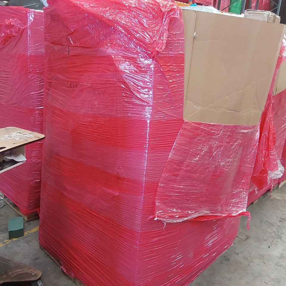 PALLET OF ASSORTED ITEMS INCLUDING: BLACK + DECKER LEAF BLOWER, MANUAL WEED EATER, RETRACTABLE BABY GATE, RUG ECT