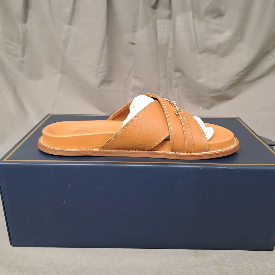 BOXED PAIR OF FAIRFAX & FAVOR LADIES SOUTHWOLD LEATHER SANDAL SIZE 5