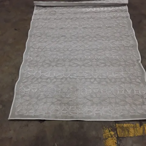 GREY PATTERNED RUG RUNNER WITH CIRCULAR MOTIF 160X120CM APPROXIMATELY