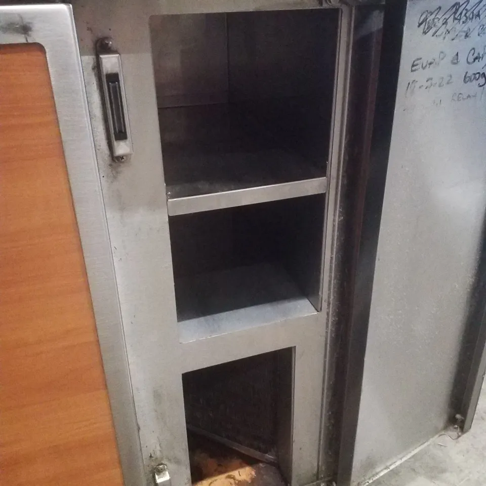 REFRIG XR60” BACKLINE COUNTER FRIDGE