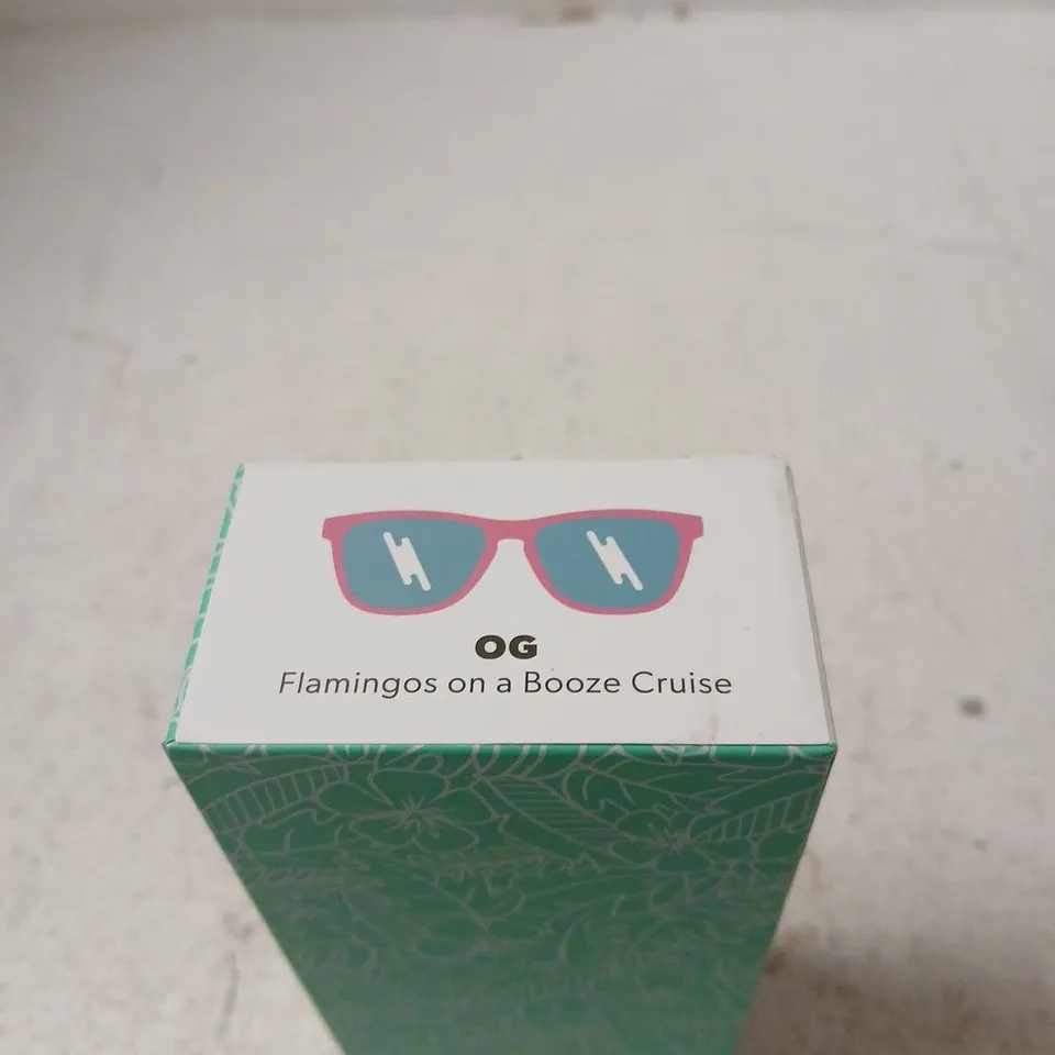 GOODR SUNGLASSES – OG FLAMINGOS ON A BOOZE CRUISE
