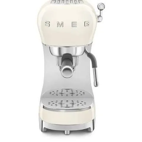 SMEG ESPRESSO COFFEE MACHINE IN CREAM