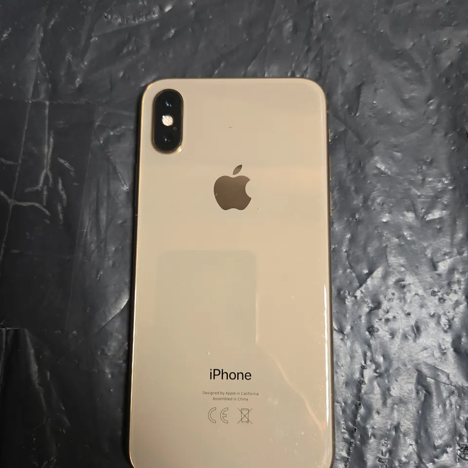 APPLE IPHONE XS 64GB - GOLD, BOXED WITH USB CHARGING CABLE (USED)
