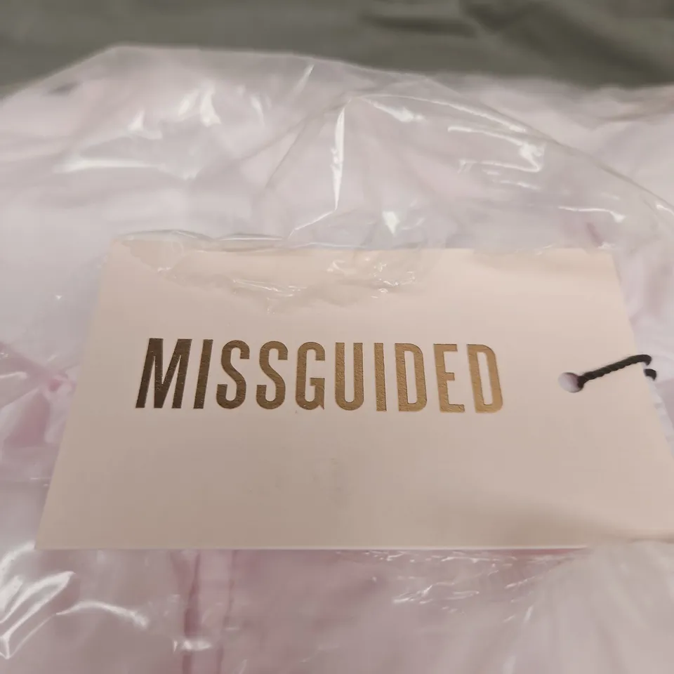 MISSGUIDED HIGH NECK PUFFER COAT – LIGHT PINK, UK 14 (EU 42 US 10 AUS 14)