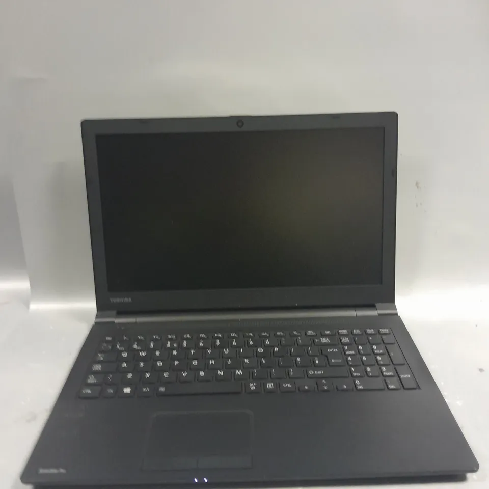 TOSHIBA SATELLITE PRO R50-B	15 INCH I3-4005U 1.70GHZ