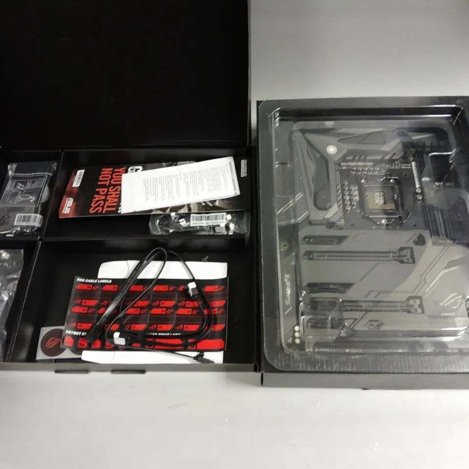BOXED MAXIMUS VIII FORMULA MOTHERBOARD