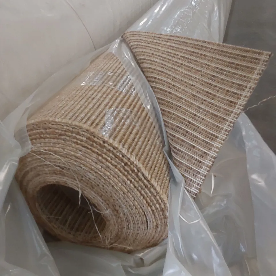 ROLL OF QUALITY EASI SISAL LINEA CARPET // APPROX SIZE: 4 X 10.9m