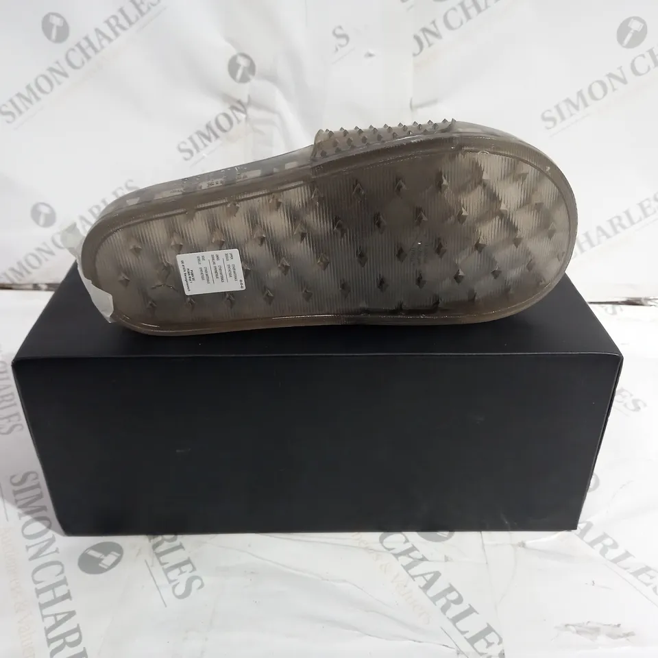 PUMA FENTY JELLY SLIDES BLACK WOMENS SIZE 4