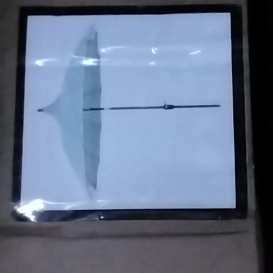 BOXED CAROUSEL PARASOL 2.5M IN GREEN 