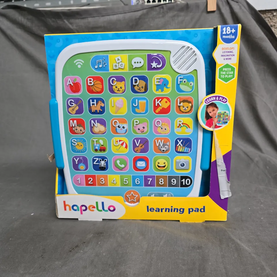 CAGE CONTAINING A LARGE QUANTITY OF KIDS TOYS AND GAMES TO INCLUDE KINETIC SAND, TRANSFORMERS FIGURE, HAPELLO LEARNING PAD, ASSORTED PAINTS, ASSORTED ANIMAL TOYS ETC