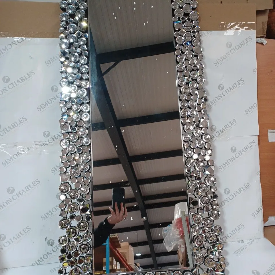 BOXED DECORATIVE WALL MIRROR - COLLECTION ONLY