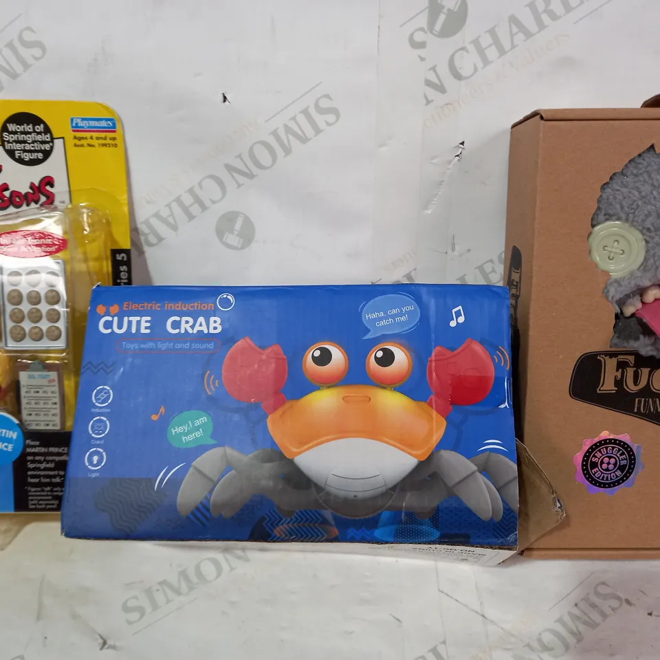 BOX OF APPROXIMATELY 15 ASSORTED TOYS AND GAMES TO INCLUDE FUGGLER FUNNY UGLY MONSTER SOFT TOY, CUTE CRAB, SIMPSONS MARTIN PRINCE FIGURE, ETC