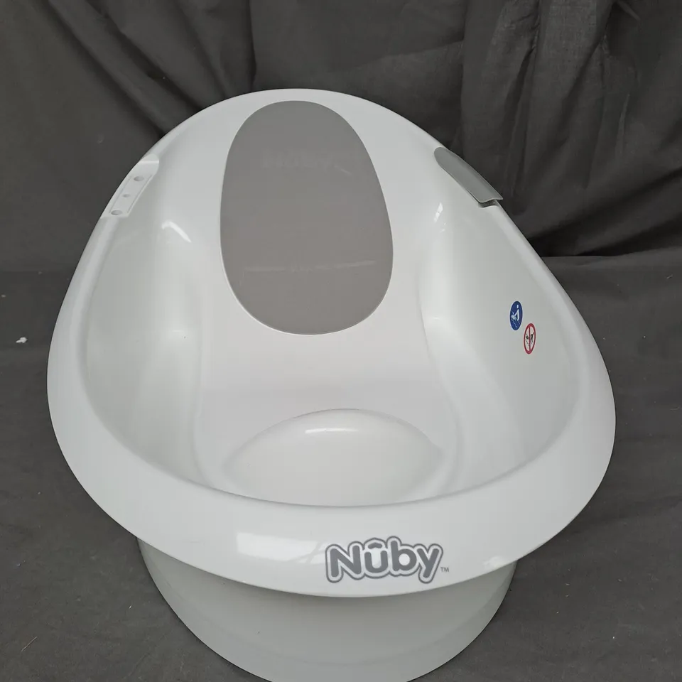 NUBY BABY BATH 