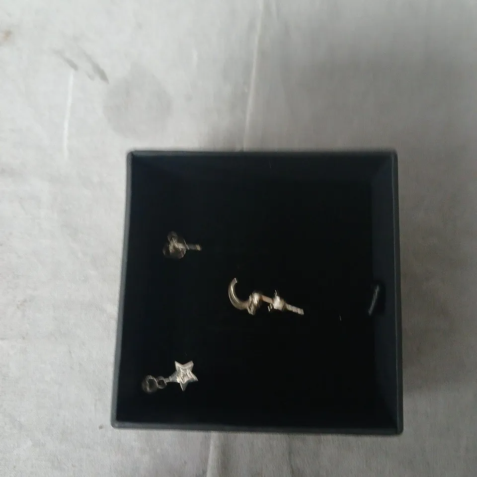 THOMAS SABO SILVER EARRINGS 