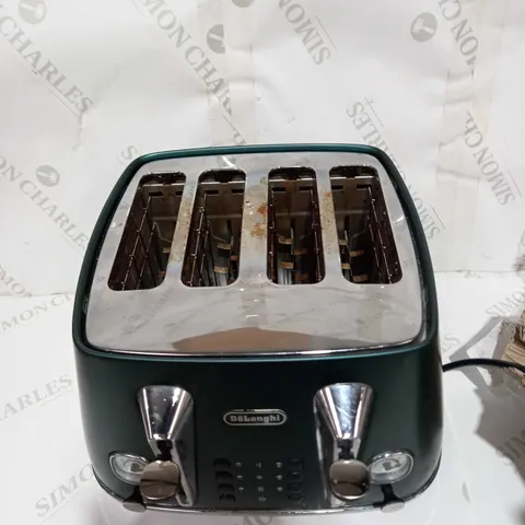DE'LONGHI DISTINTA FLAIR 4 SLOT TOASTER