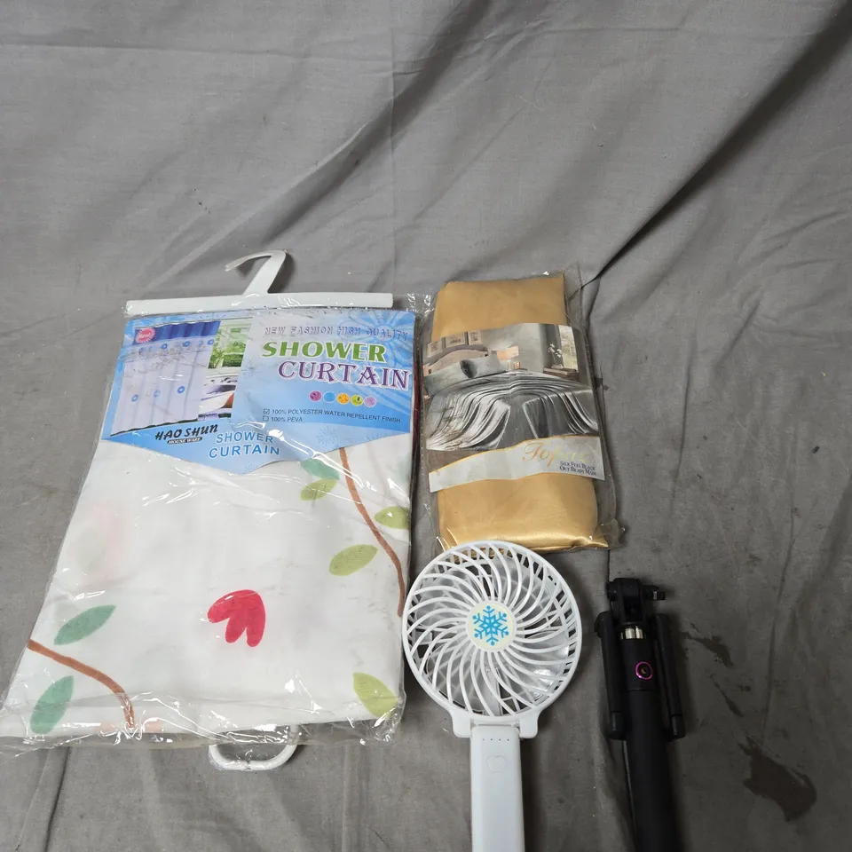 APPROXIMATELY 20 HOUSEHOLD ITEMS TO INCLUDE SHOWER CURTAINS, SELFIE STICKS AND MINI FANS