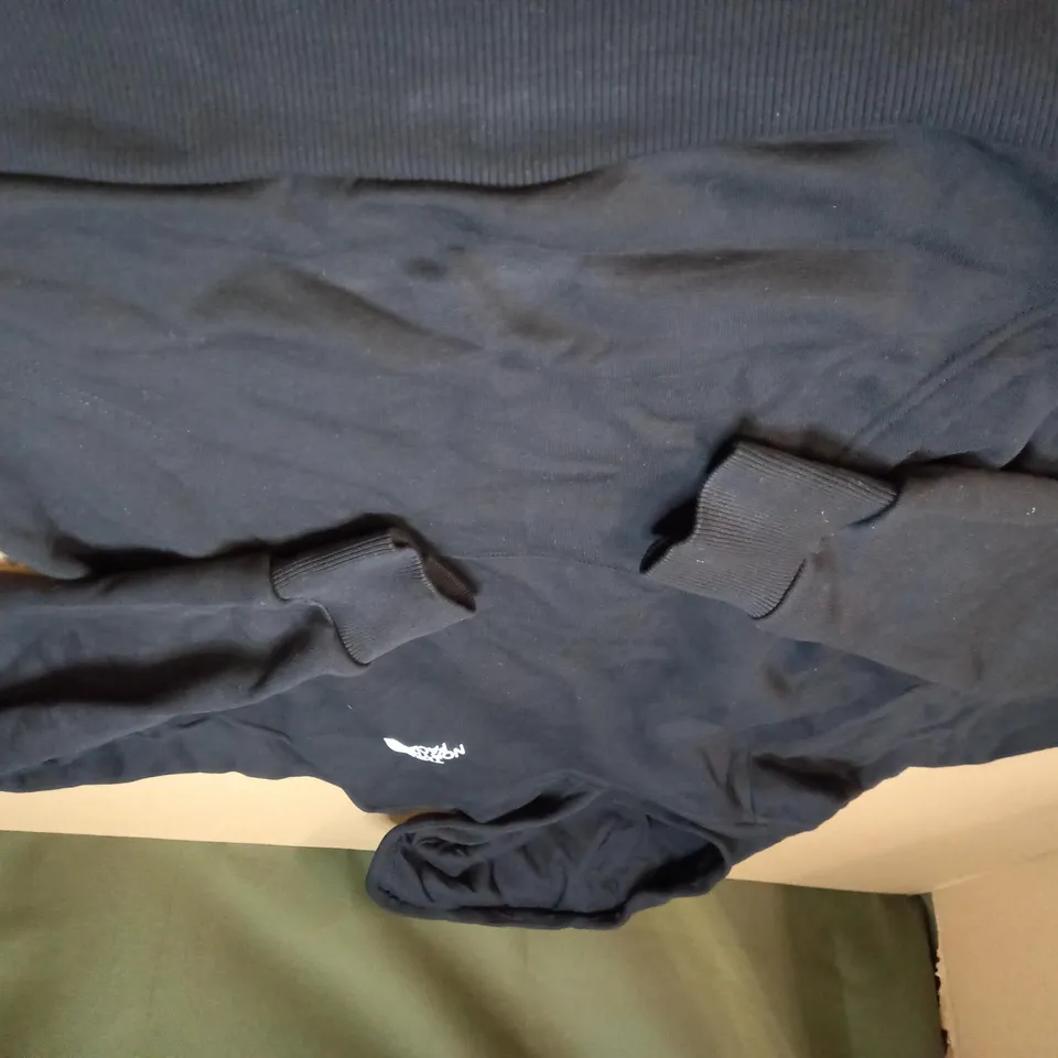 THE NORTH FACE BLACK/LOGO HOODIE - MEDIUM