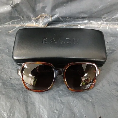 RALPH LAUREN OVERSIZED SUNGLASSES