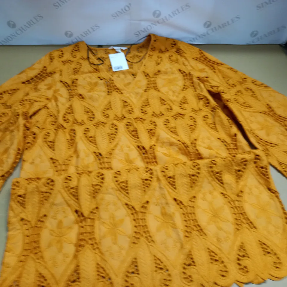 H&M ORANGE LACE TOP - EUR S