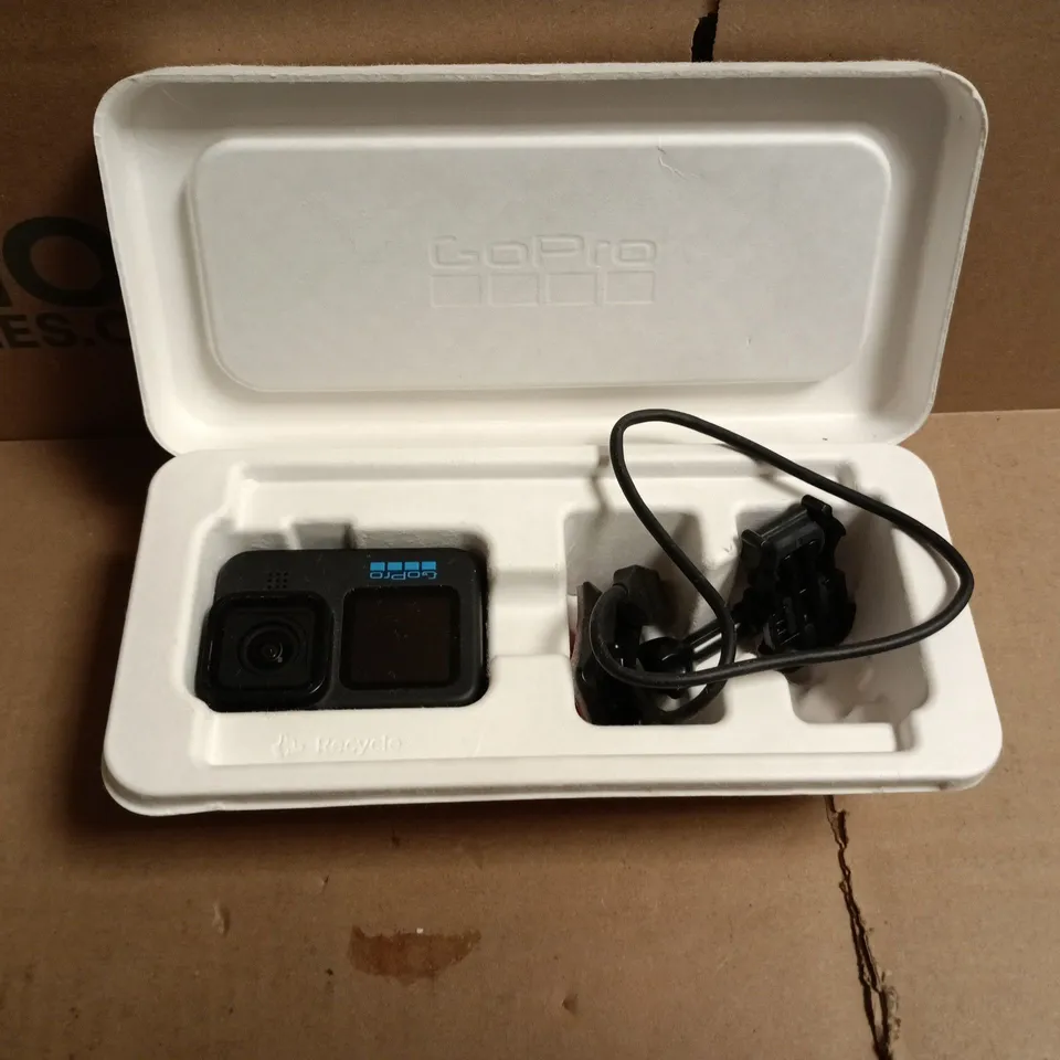 GOPRO HERO 11 ACTION CAMERA – BLACK (BOXED)