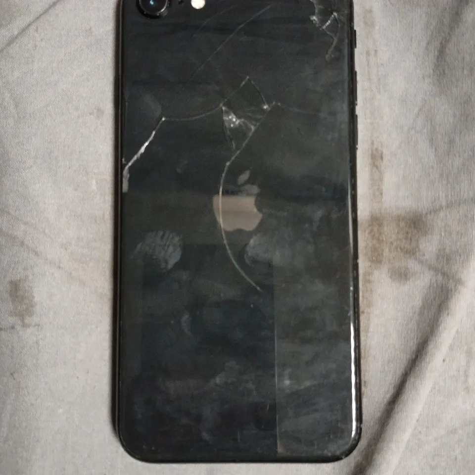 APPLE IPHONE SMARTPHONE - MODEL UNSPECIFIED 