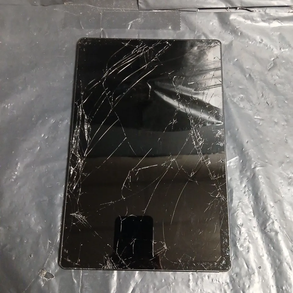 SAMSUNG GALAXY TAB A8 SM-X205 – CRACKED FRONT SCREEN