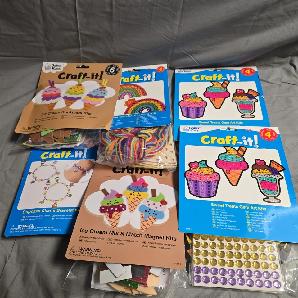 TOTE OF ASSORTED ARTS AND CRATFS ITEMS
