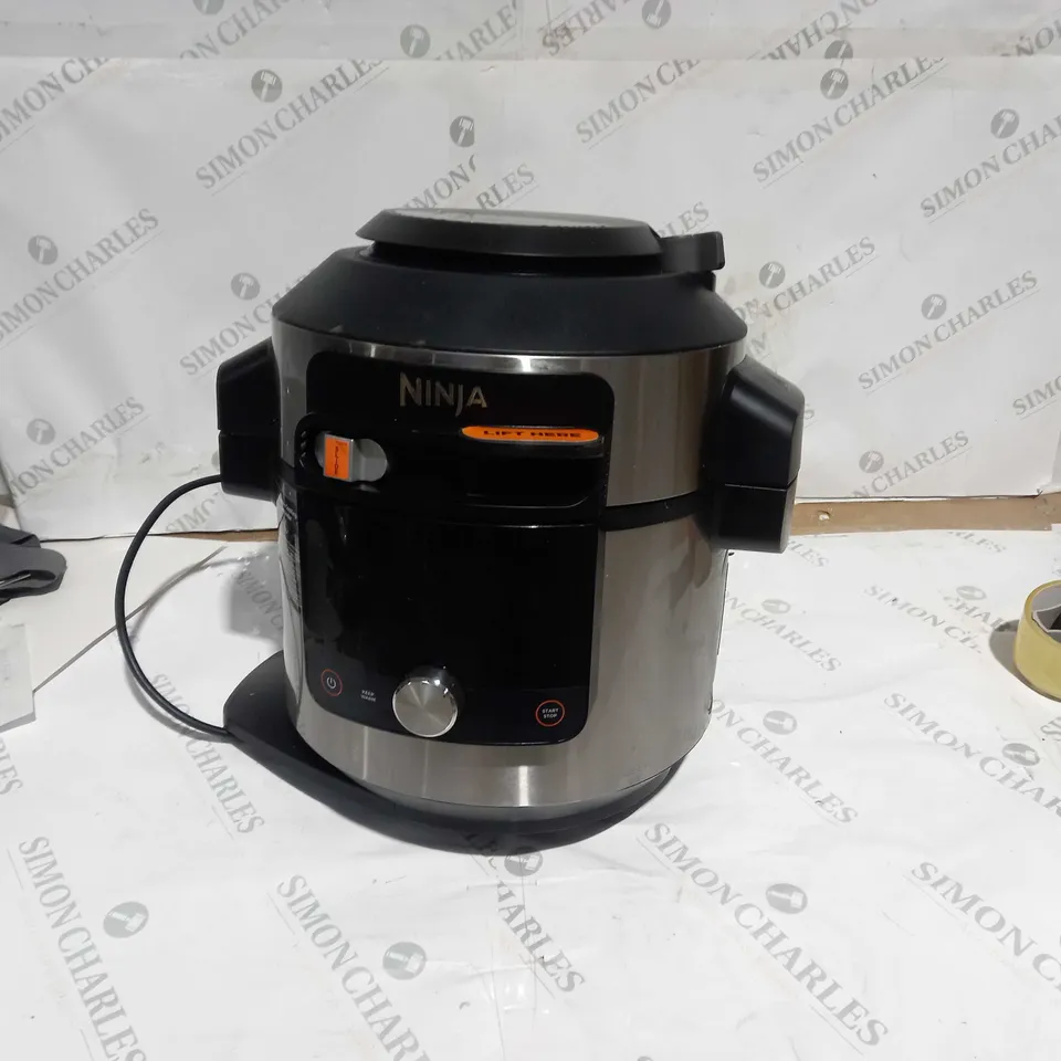 NINJA FOODI MAX SMARTLID 7.5L MULTI COOKER & AIR FRYER