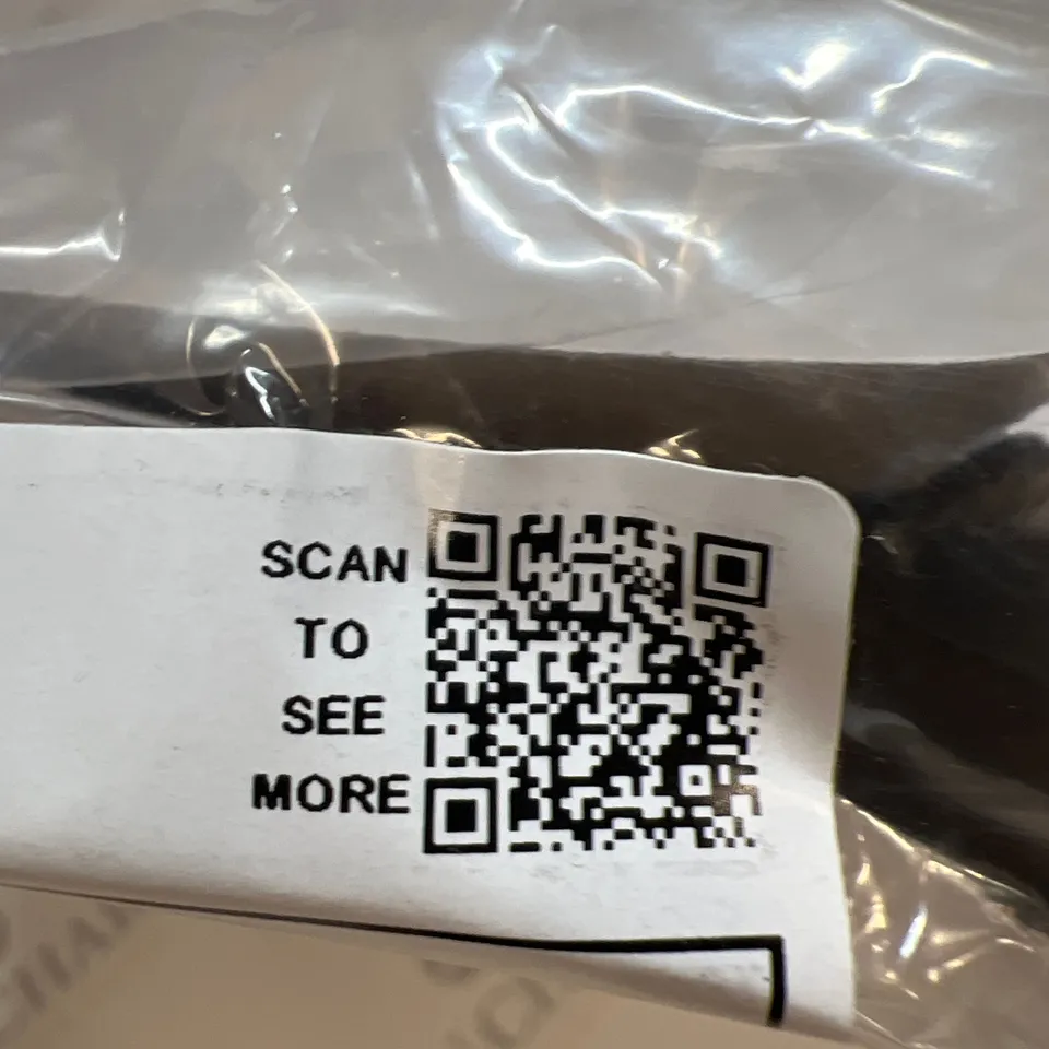 CHARLES & KEITH CRESCENT HOBO BAG IN WHITE SIZE M