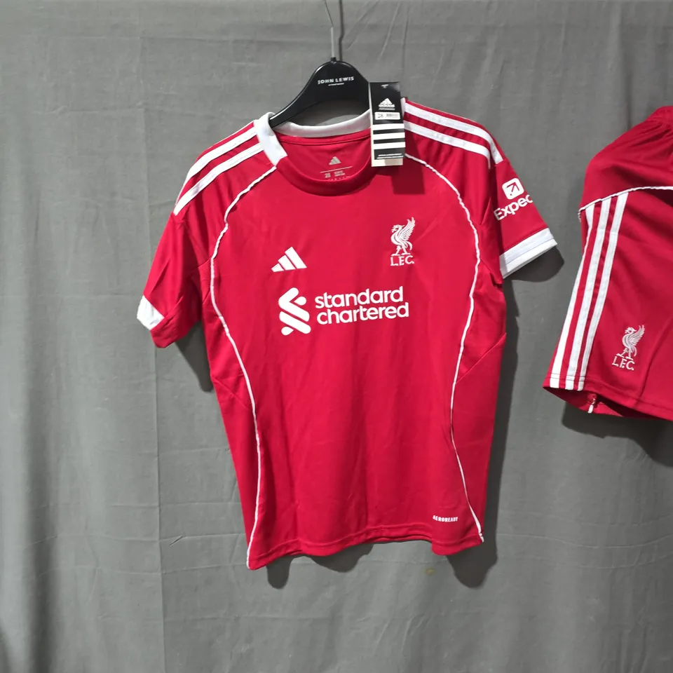 LIVERPOOL FC M. SALAH 11 HOME SHIRT + SHORTS – ADIDAS OFFICIAL LICENSED PRODUCT, SIZE UK 28