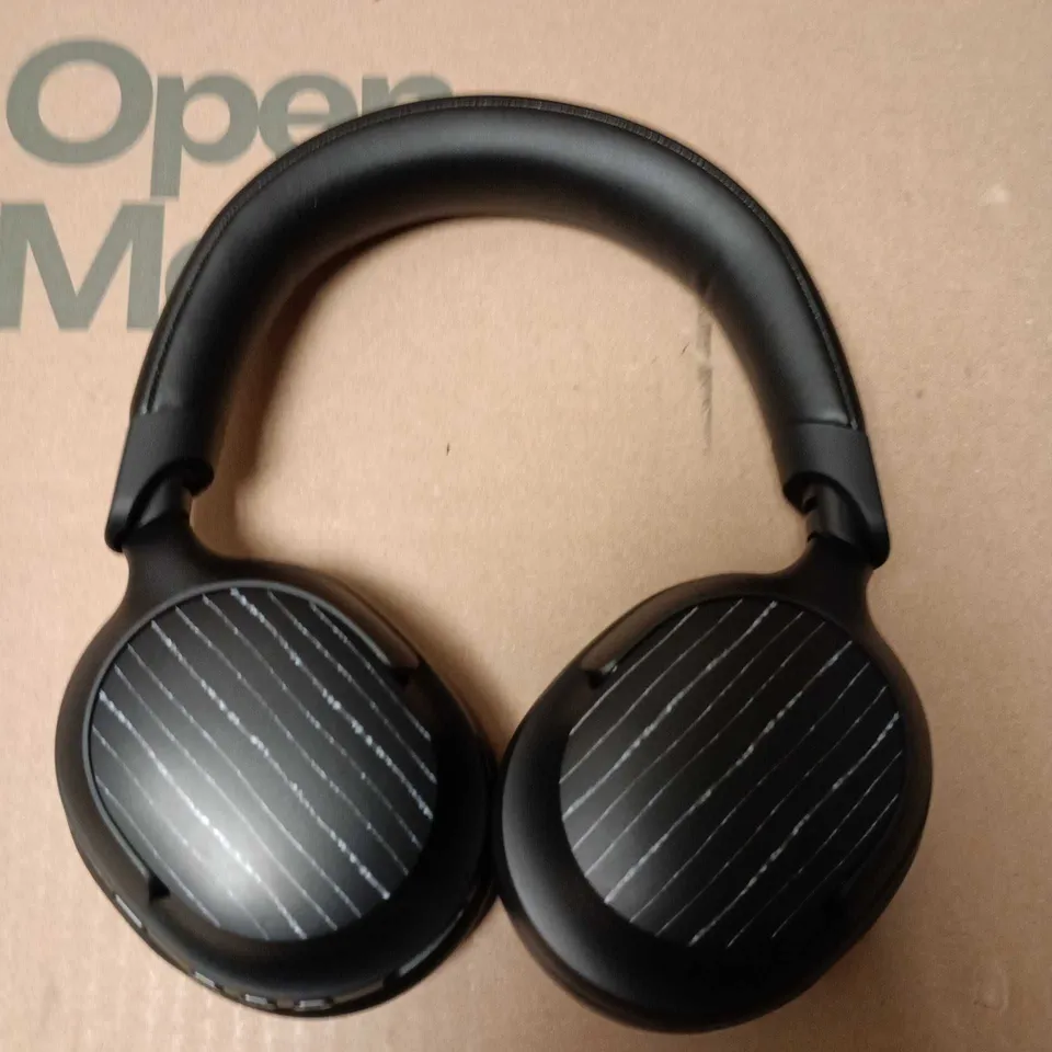 BOXED LUDWIG LORBACH OPUS HEADPHONES IN BLACK