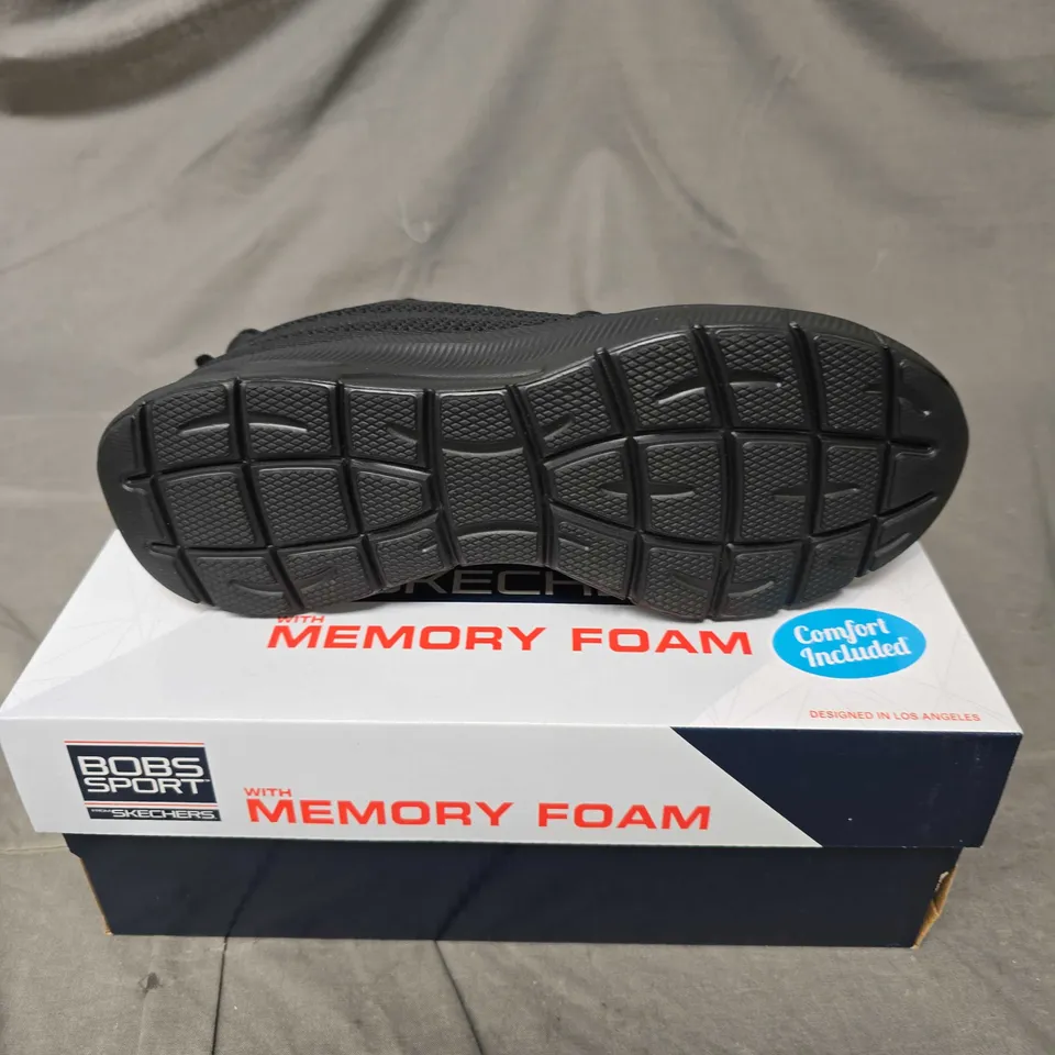 BOXED PAIR OF BOBS SPORT COMFORT TRAINERS IN BLACK - 6