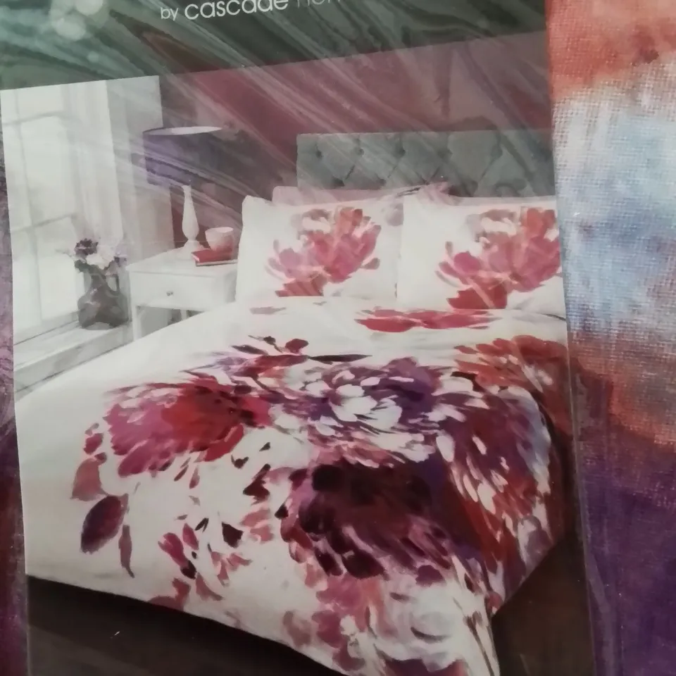BRAND NEW DREAMS & DRAPES DOUBLE DUVET COVER SET WITH FLORAL DESIGN 