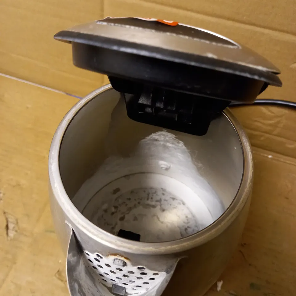 JOHN LEWIS STAINLESS STEEL KETTLE AND BASE UNBOXED 