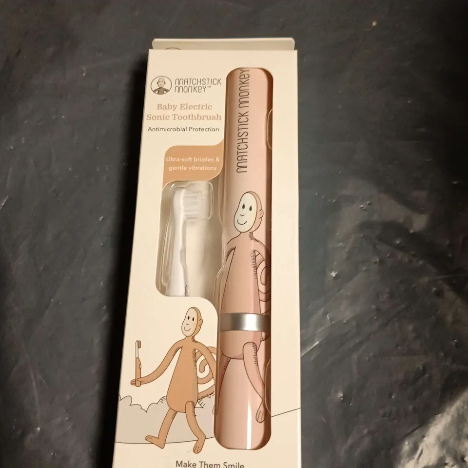 APPROXIMATELY 25 ASSORTED HEALTH & BEAUTY ITEMS INCLUDING NATURE SPELL PUMPKIN OIL , BABY ELECTRIC SONIC TOOTHBRUSH AND COSY BERRY DELIGHT BODY MIST 