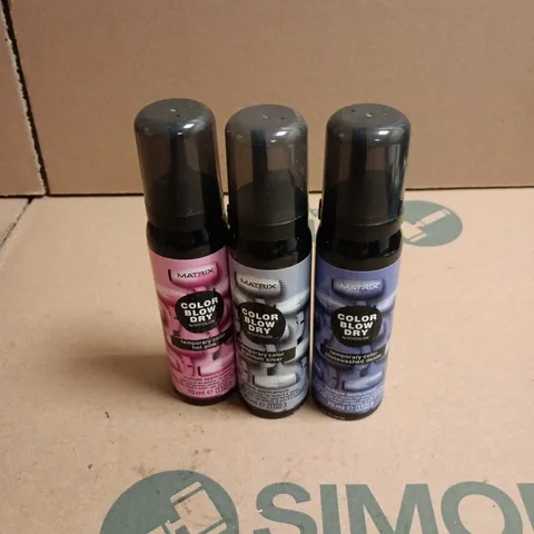 APPROXIMATELY 22 X ASSORTED MATRIX COLOR BLOW DRY HAIR CARE PRODUCTS TO INCLUDE HOT PINK, STONEWASHED DENIM ETC