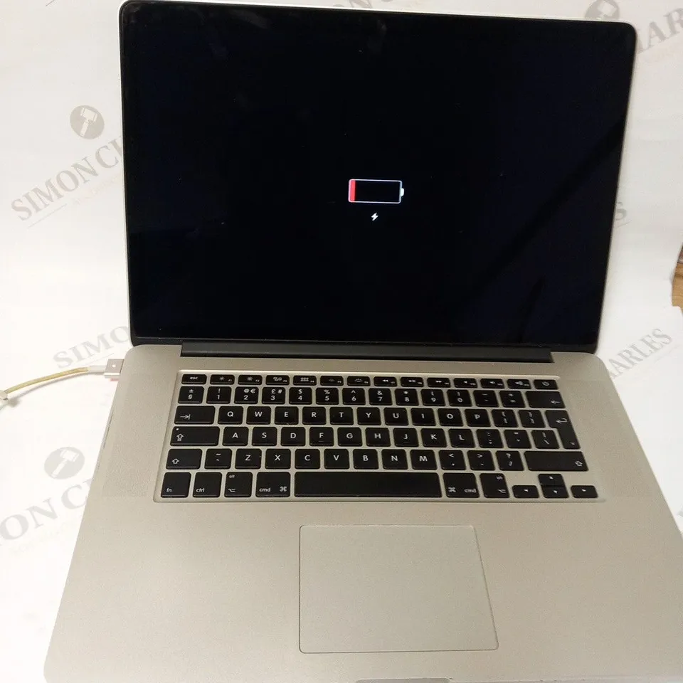 APPLE MACBOOK PRO (A1398 MID 2014)