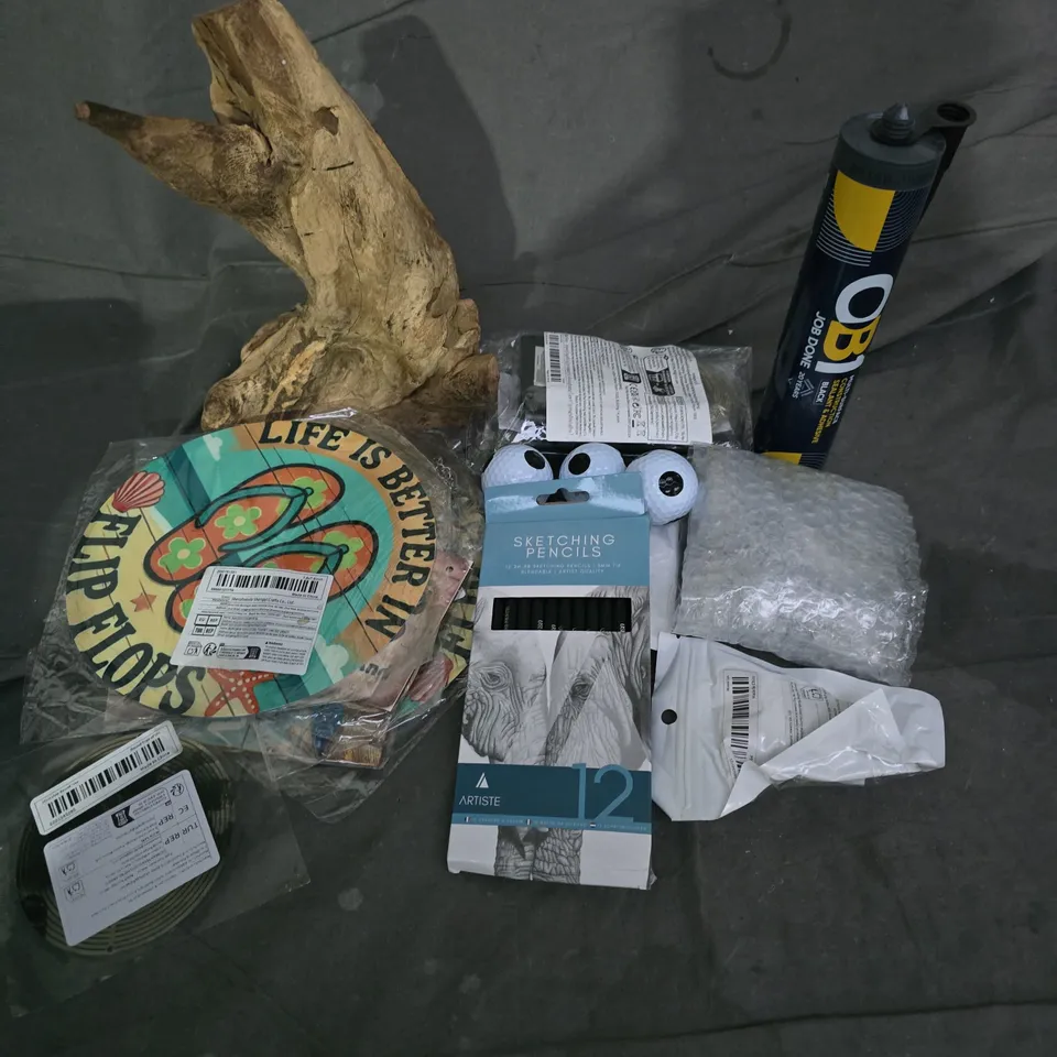 APPROXIMATELY 15 ASSORTED HOUSEHOLD ITEMS TO INCLUDE SKETCHING PENCILS, GOLF BALLS, SEALANT/ADHESIVE, ETC