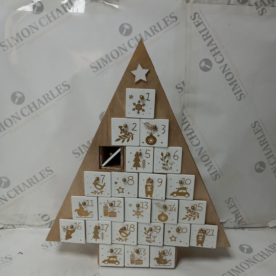 TRADITIONAL TREE ADVENT CALENDAR RRP £29.99