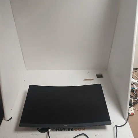 AOC GAMING MONITOR – CURVED DISPLAY, HDMI, BOXED POWERS ON