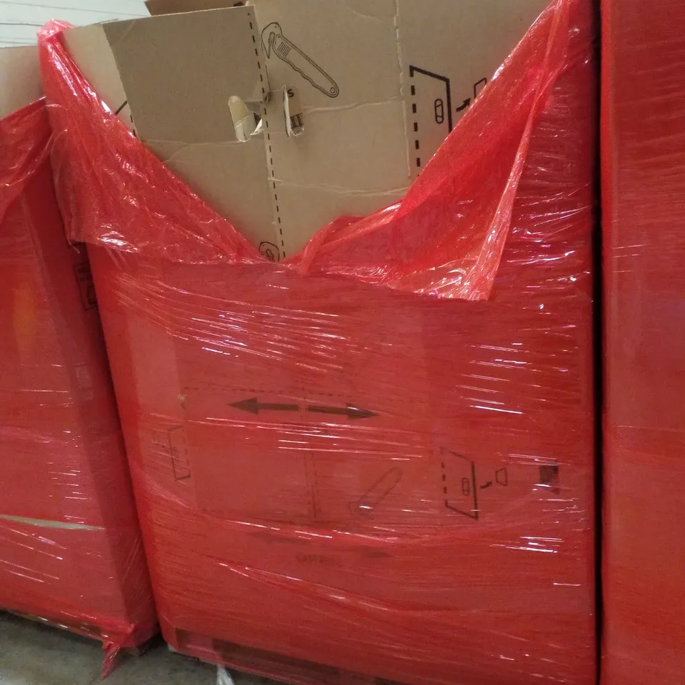 PALLET CONTAINING ASSORTED PRODUCTS INCLUDING STEP LADDER, KIDS SCOOTER, YOGA MAT STORAGE RACK & PULL UP BAR