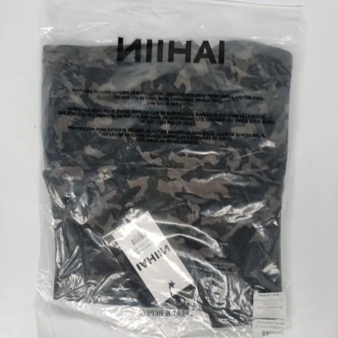 BAGGED NIIHAI BOOTY SHORTS IN CAMO SIZE MEDIUM