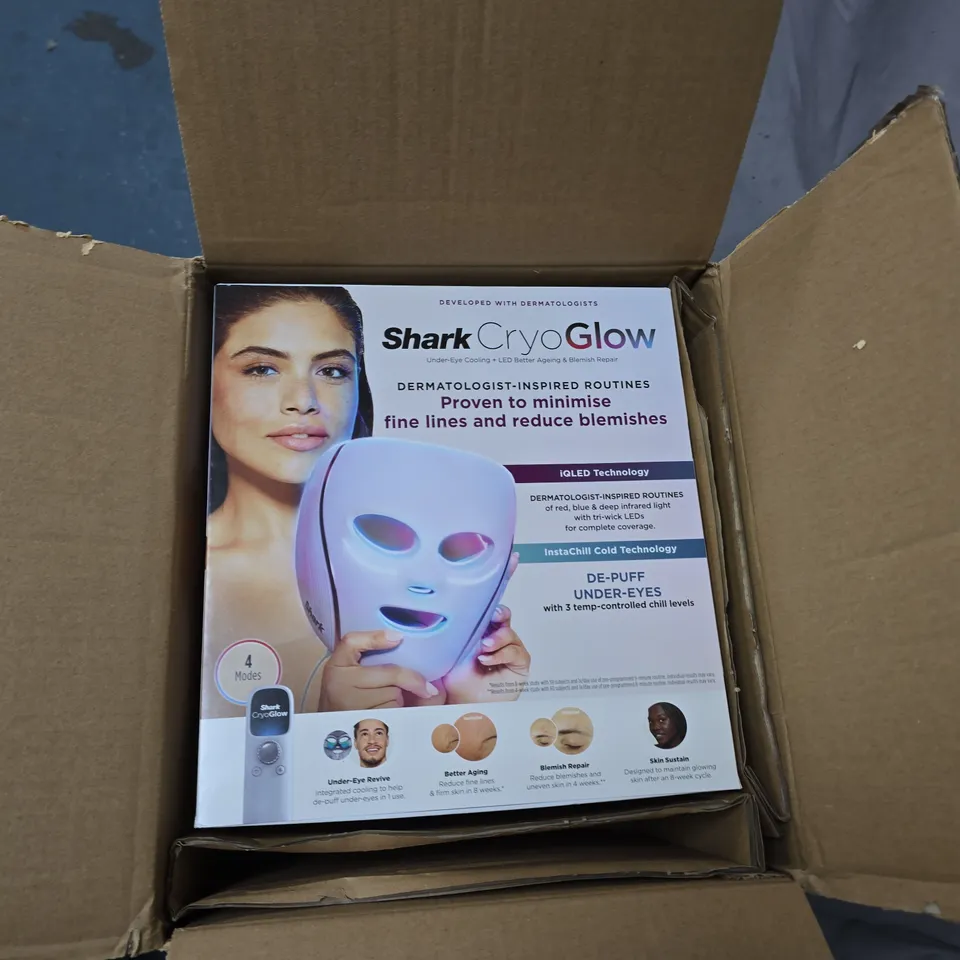 SHARK CRYOGLOW LED MASK