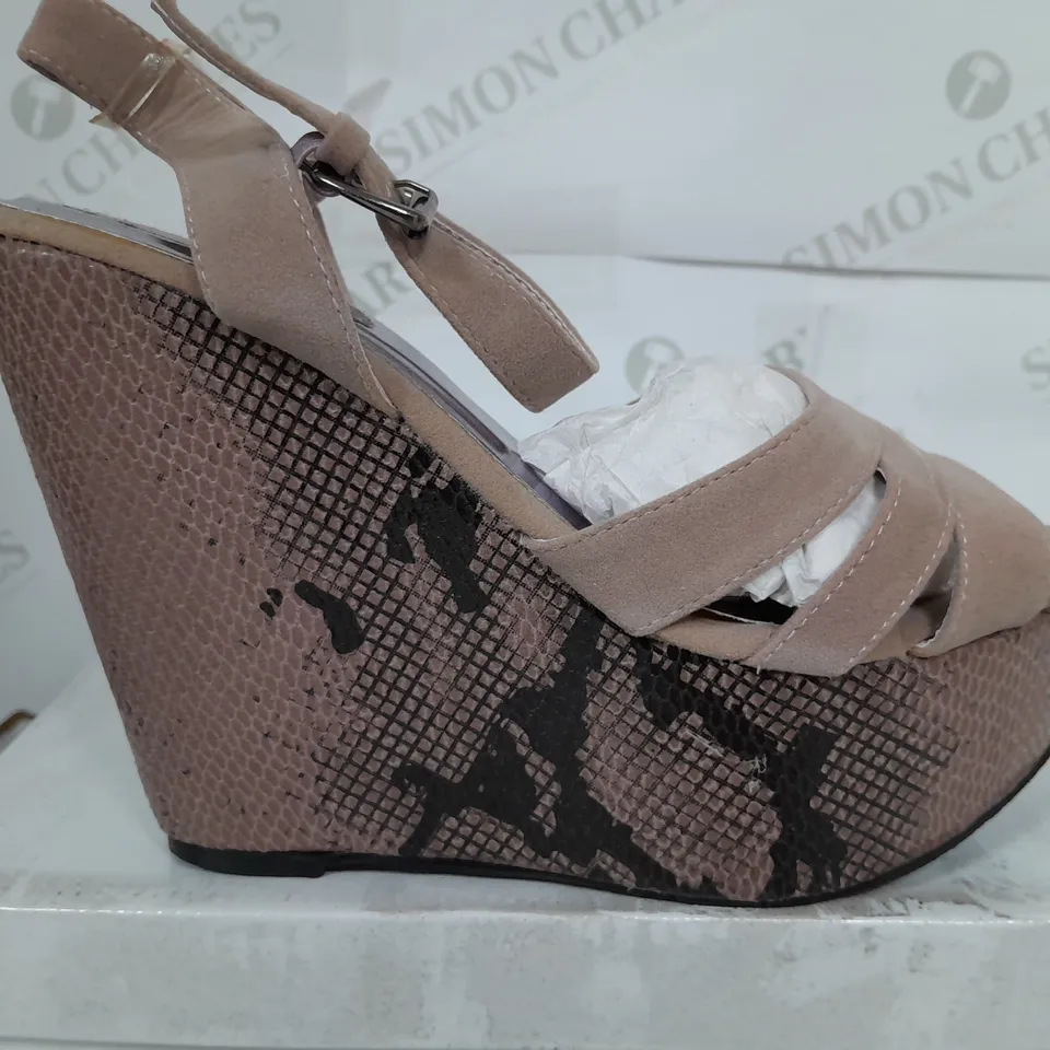 BOXED PAIR OF KRUSH OPEN TOE STRAP PLATFORM SHOES IN MINK - SIZE 7