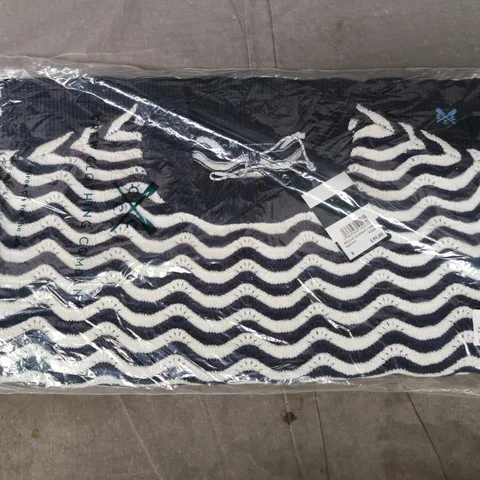 BAGGED CREW CLOTHING COMPANY BELLA SCALLOP KNIT JUMPER IN WHITE/NAVY SIZE 8