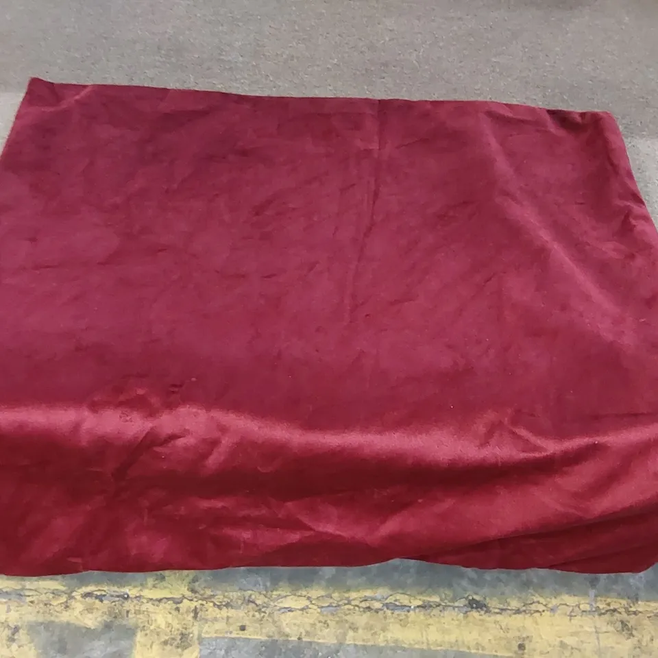 BOXED APEX CRUSHED VELVET CUSHION COVERS, SET OF 4 - WINE RED // 45 X 45CM (1 ITEM)