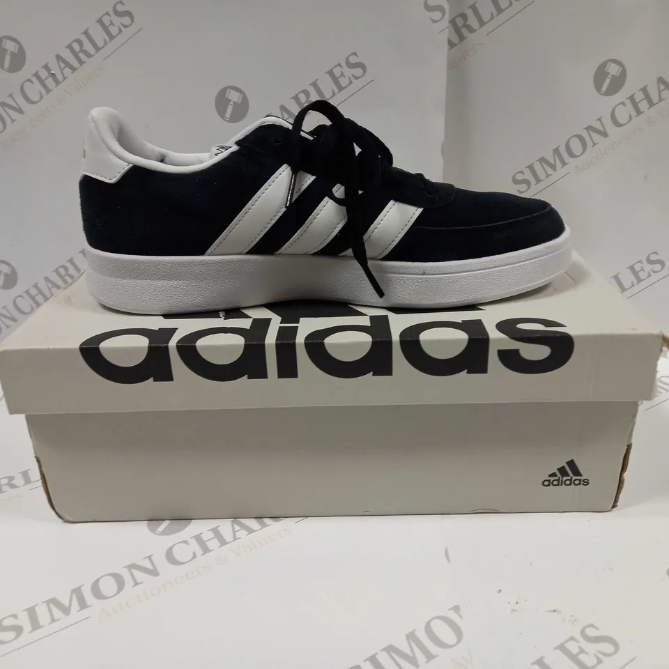 BOXED PAIR OF ADIDAS BREAKNET 2.0 TRAINERS UK SIZE 7 