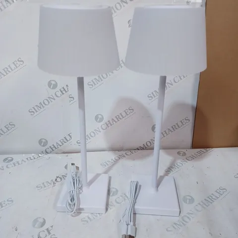 SE TO 2 WHITE TABLE LAMPS WITH TOUCH ACTIVATION